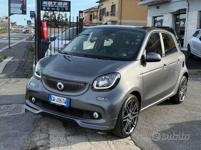 Usata Smart ForFour Brabus 90 CV (66 kW) 2019 Grigio Utilitaria
