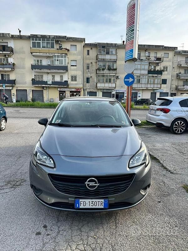 Usata Opel Corsa 2017 Grigio Utilitaria