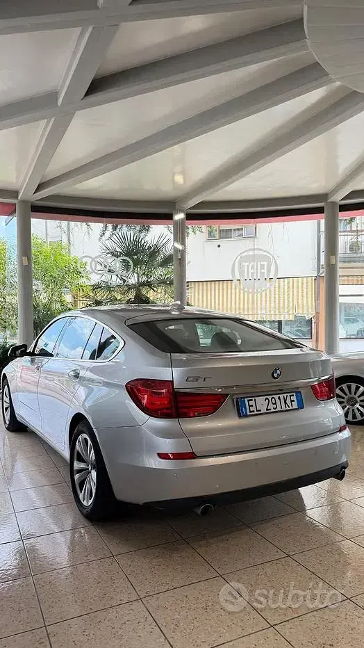 Usata BMW 535 313 CV (230 kW) 2012 Grigio Station wagon