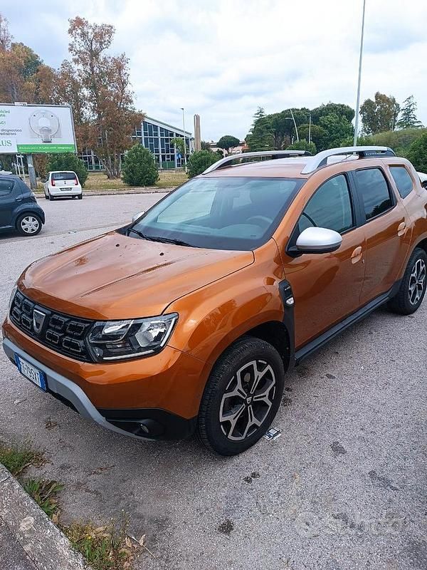 Usata Dacia Duster Prestige 116 CV (85 kW) 2020 Bronzo SUV