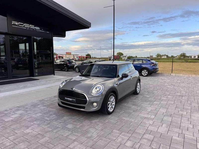 Grigio Usata 2018 Mini One D Due volumi | 11.450 € (Ottimo prezzo) - Immagine 1/4