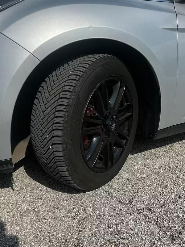 Usata Ford Focus 115 CV (84 kW) 2014 Grigio Berlina