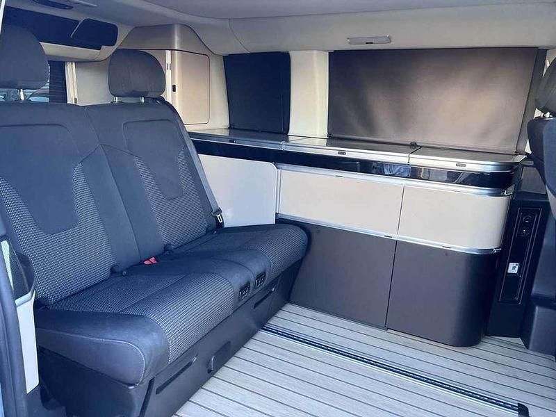 Usata Mercedes V250 190 CV (139 kW) 2022 Bianco Monovolume