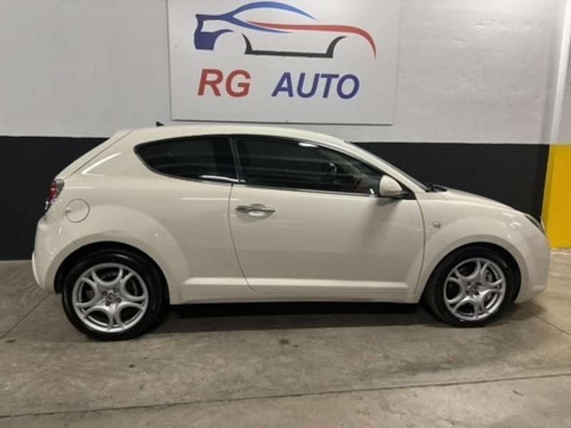 Usata Alfa Romeo MiTo Distinctive 139 CV (102 kW) 2014 Panna Utilitaria