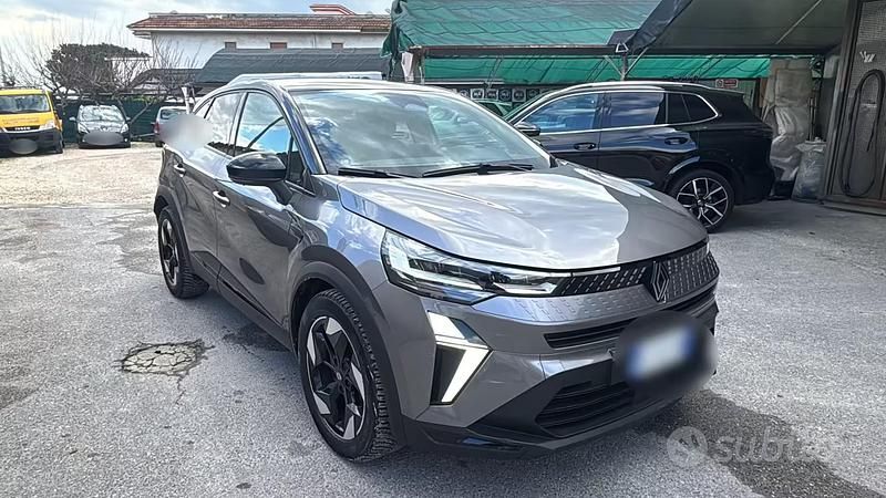 Usata Renault Captur Techno 90 CV (66 kW) 2025 Grigio SUV