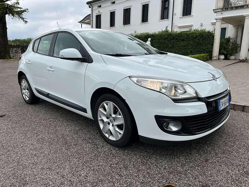 Usata Renault Mégane III 110 CV (80 kW) 2012 Bianco
