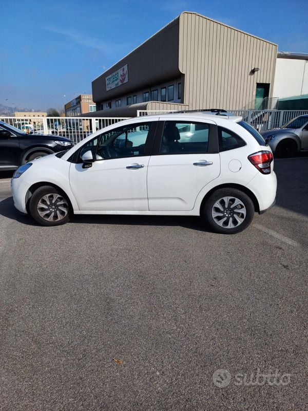 Bianco Usata 2015 Citroën C3 Due volumi | 6300 € (Buon prezzo) - Immagine 1/4
