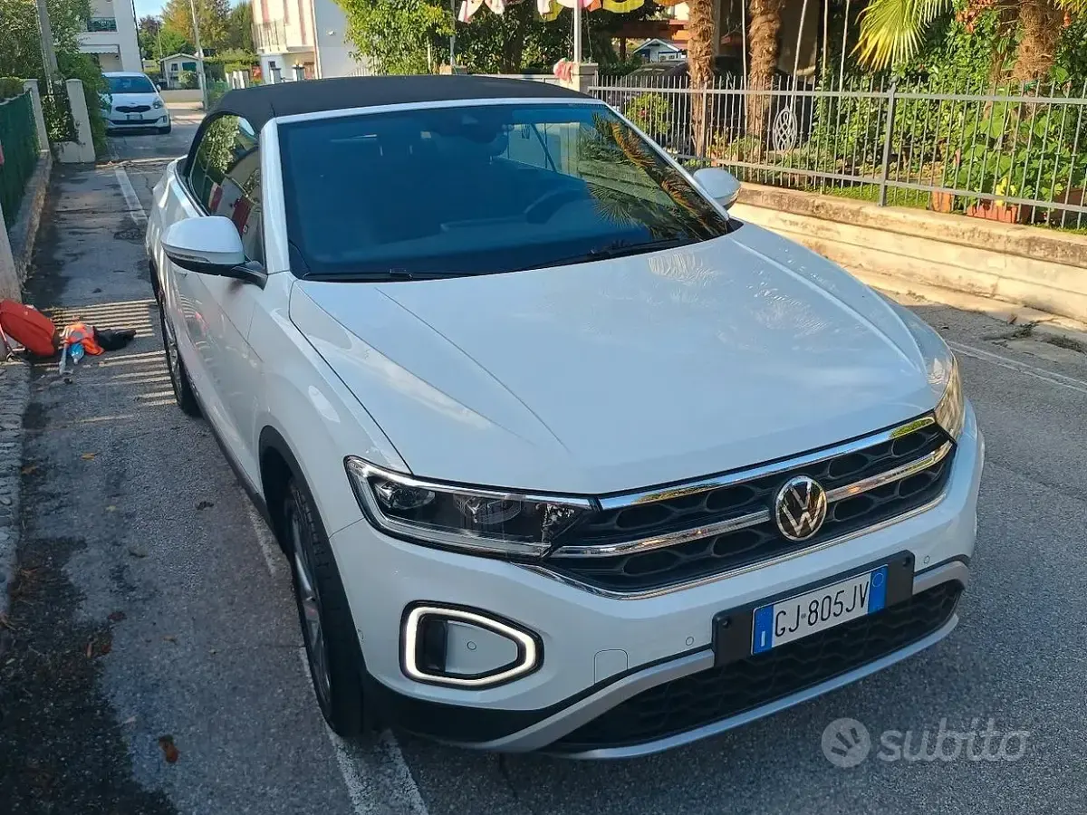 Usata VW T-Roc Cabriolet 110 CV (80 kW) 2022 Bianco Cabrio