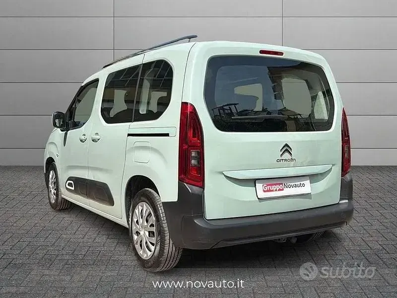 Usata Citroën Berlingo Live 110 CV (80 kW) 2020 Verde Monovolume