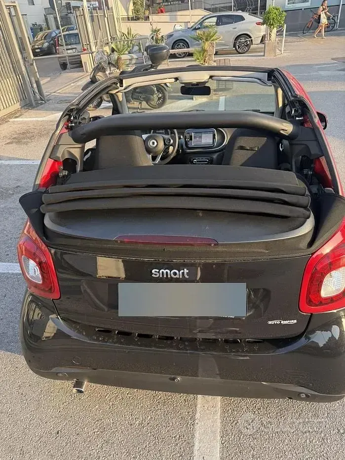 Usata Smart ForTwo Cabrio 71 CV (52 kW) 2019 Nero Cabrio