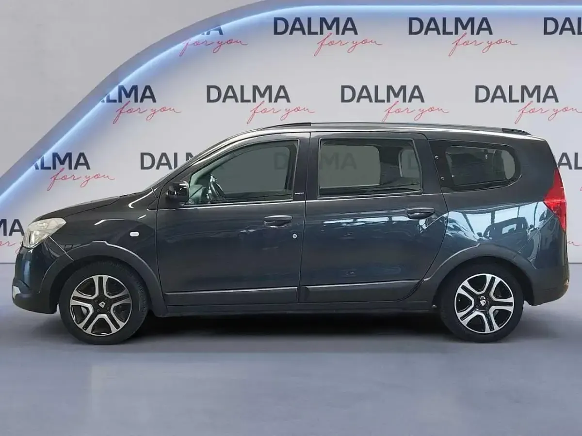 Usata Dacia Lodgy Stepway 109 CV (80 kW) 2018 Grigio Monovolume