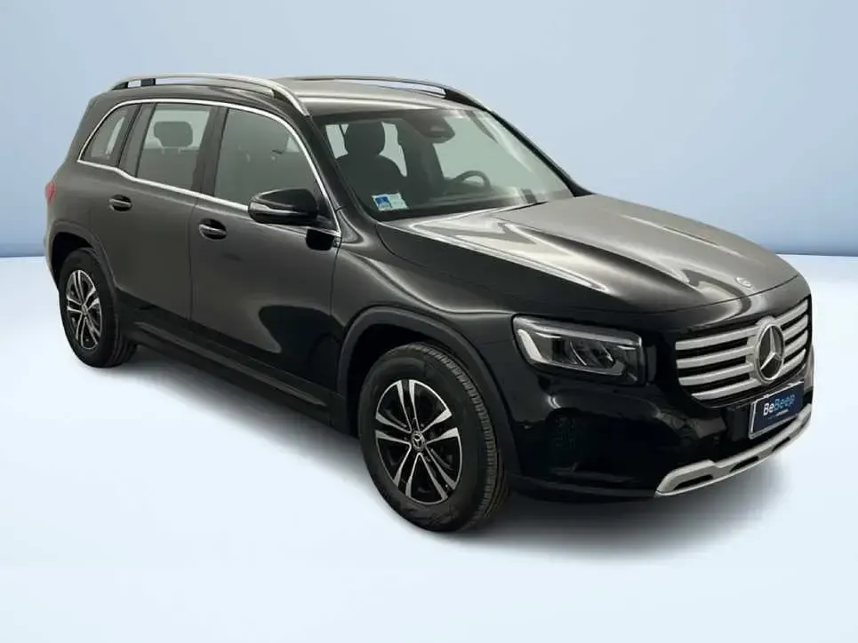Usata Mercedes GLB180 Advanced 116 CV (85 kW) 2025 Nero SUV