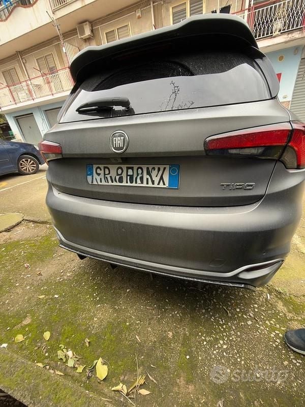 Usata Fiat Tipo 120 CV (88 kW) 2020 Grigio Berlina