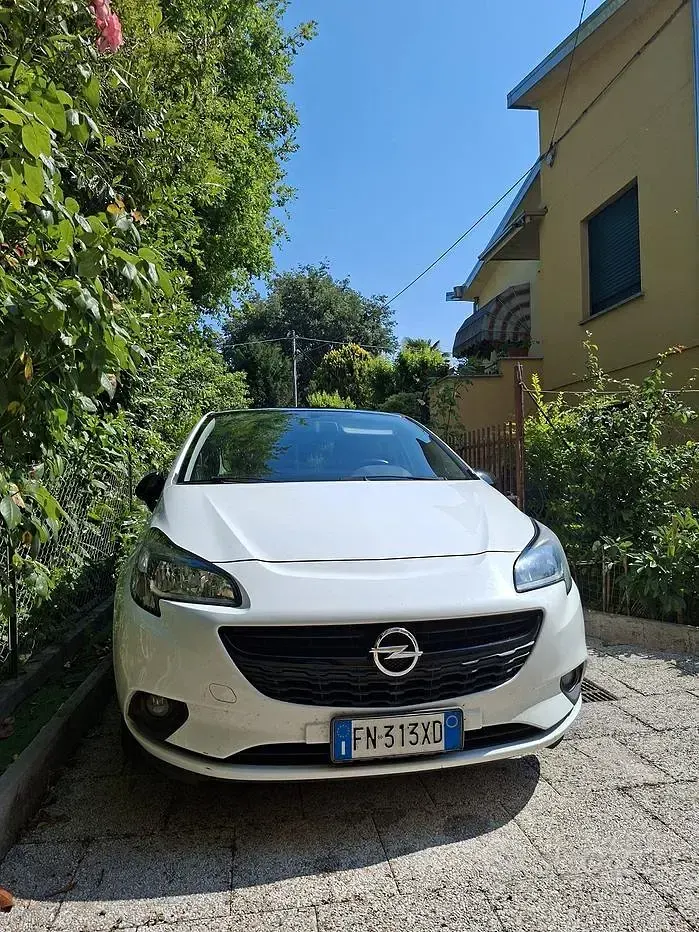 Usata Opel Corsa 75 CV (55 kW) 2018 Bianco Utilitaria