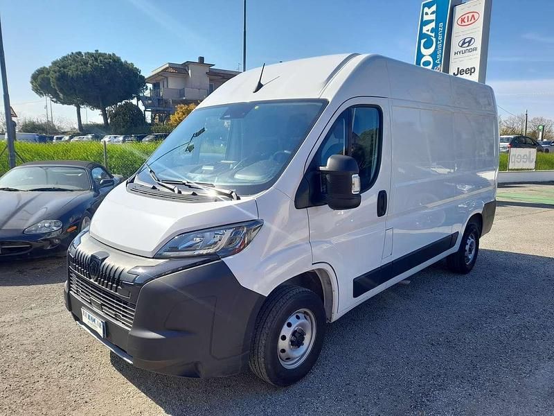 Usata Peugeot Boxer S 140 CV (102 kW) 2024 Bianco Furgone