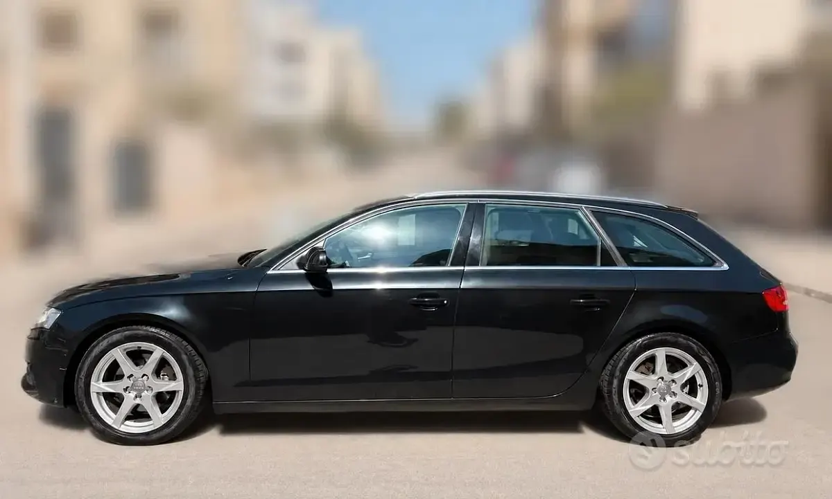 Usata Audi A4 Advanced Plus 143 CV (105 kW) 2012 Nero Station wagon