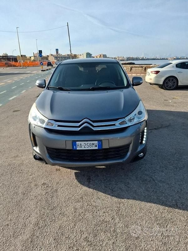 Grigio Usata 2012 Citroën C4 Aircross SUV | 4900 € - Immagine 1/4
