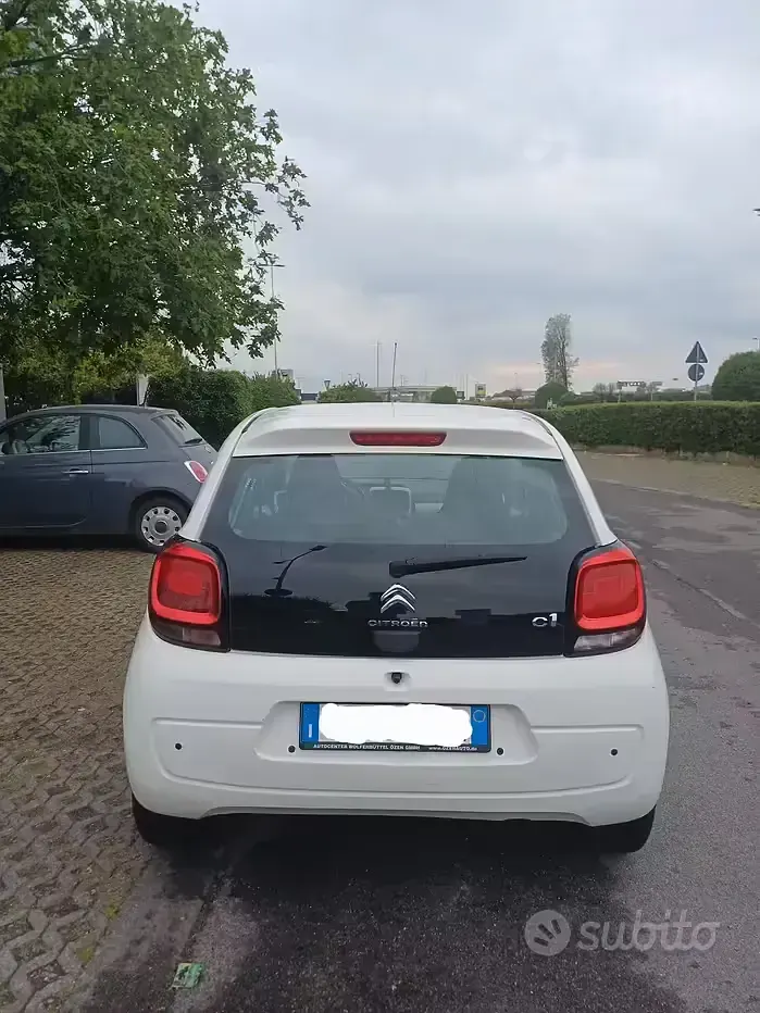 Usata Citroën C1 Feel 69 CV (50 kW) 2016 Bianco Utilitaria