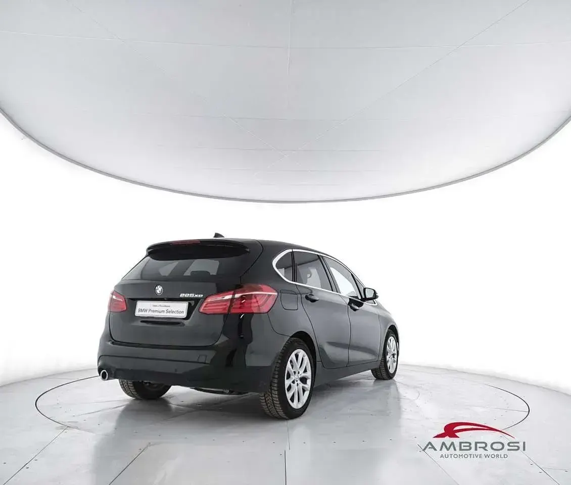 Usata BMW 225 iPerformance 220 CV (161 kW) 2021 Nero Monovolume