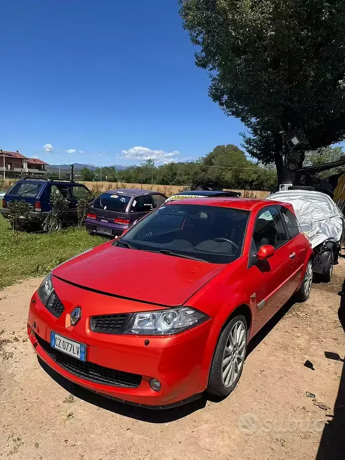 Usata Renault Mégane R.S. 225 CV (165 kW) 2006 Berlina