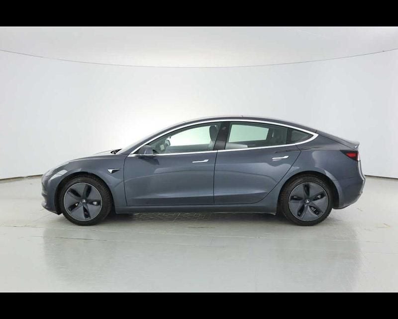 Usata Tesla Model 3 366 kW (498 CV) 2020 Grigio scuro Berlina