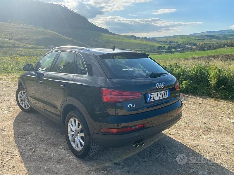 Usata Audi Q3 150 CV (110 kW) 2015 Nero SUV