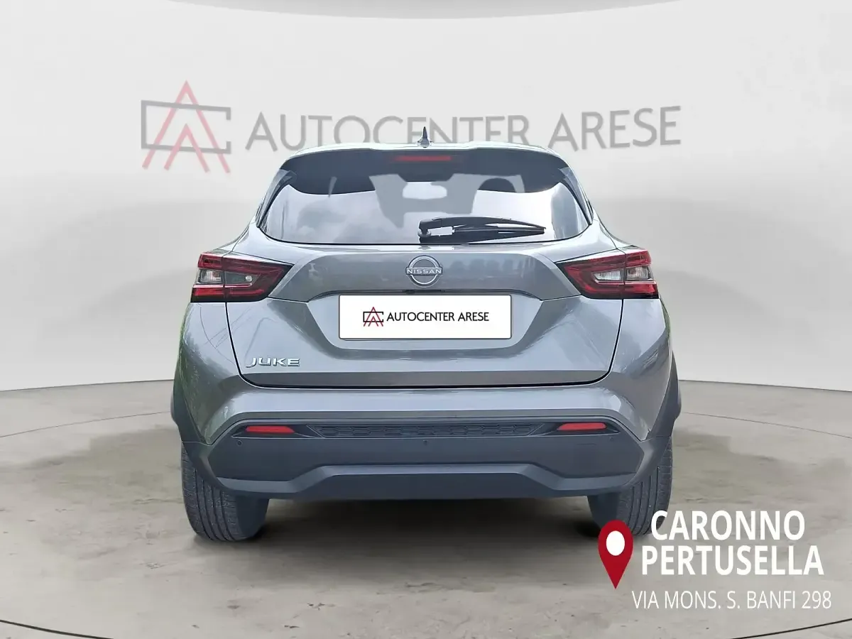 Usata Nissan Juke N-Connecta 114 CV (83 kW) 2023 Grigio SUV