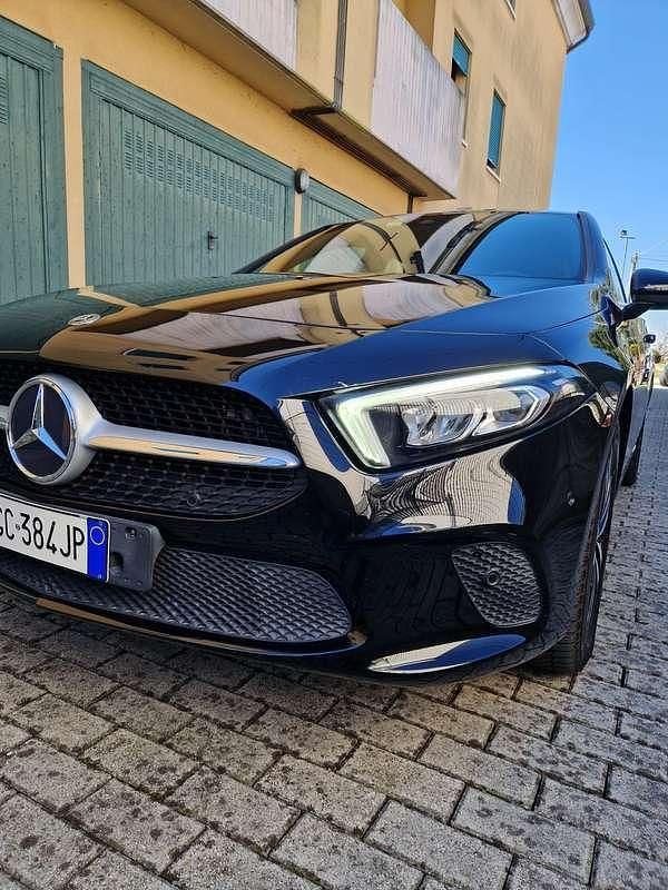 Usata Mercedes A250 218 CV (160 kW) 2020 Nero Berlina