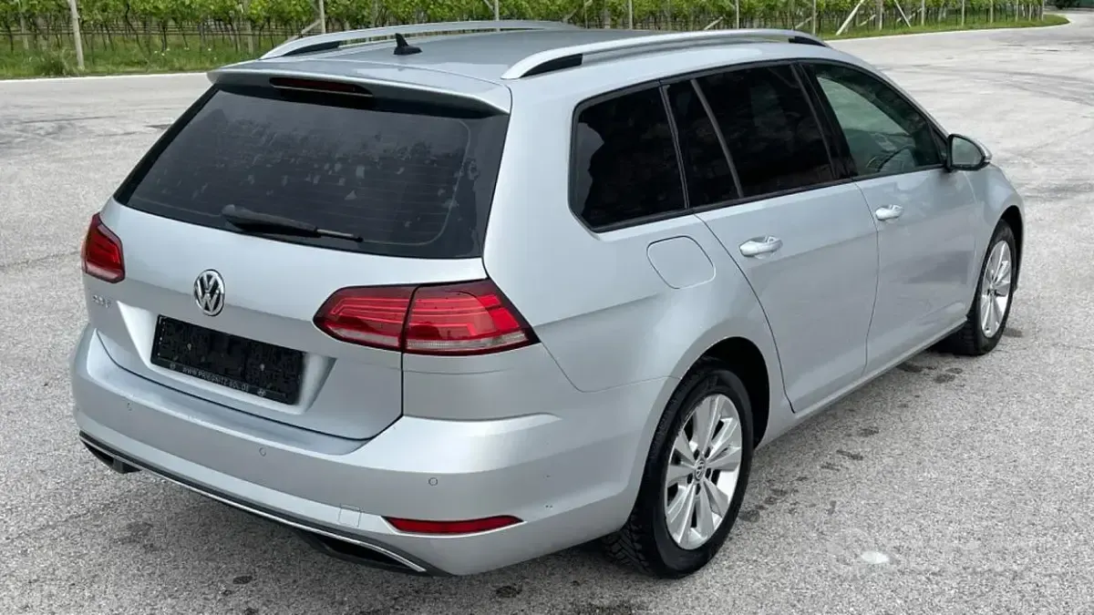 Usata VW Golf VII 116 CV (85 kW) 2018 Grigio Station wagon