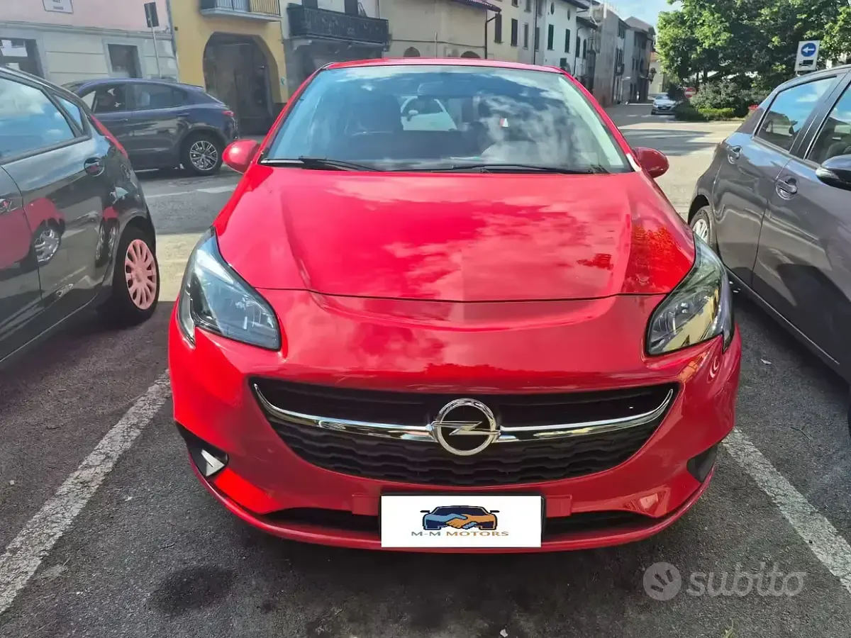 Usata Opel Corsa 90 CV (66 kW) 2018 Rosso Utilitaria