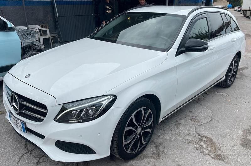 Usata 2016 Mercedes C220 Station wagon | 19.000 € - Immagine 1/4