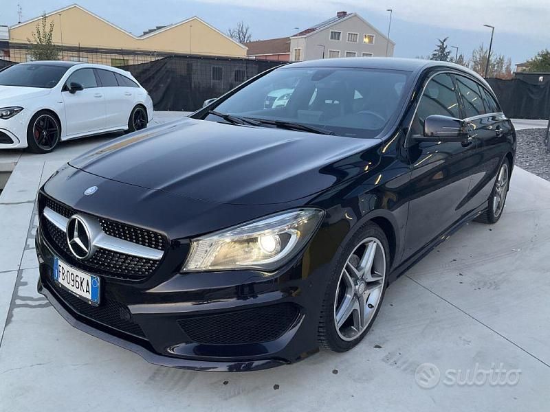 Usata Mercedes CLA200 Premium 136 CV (100 kW) 2015 Nero Station wagon