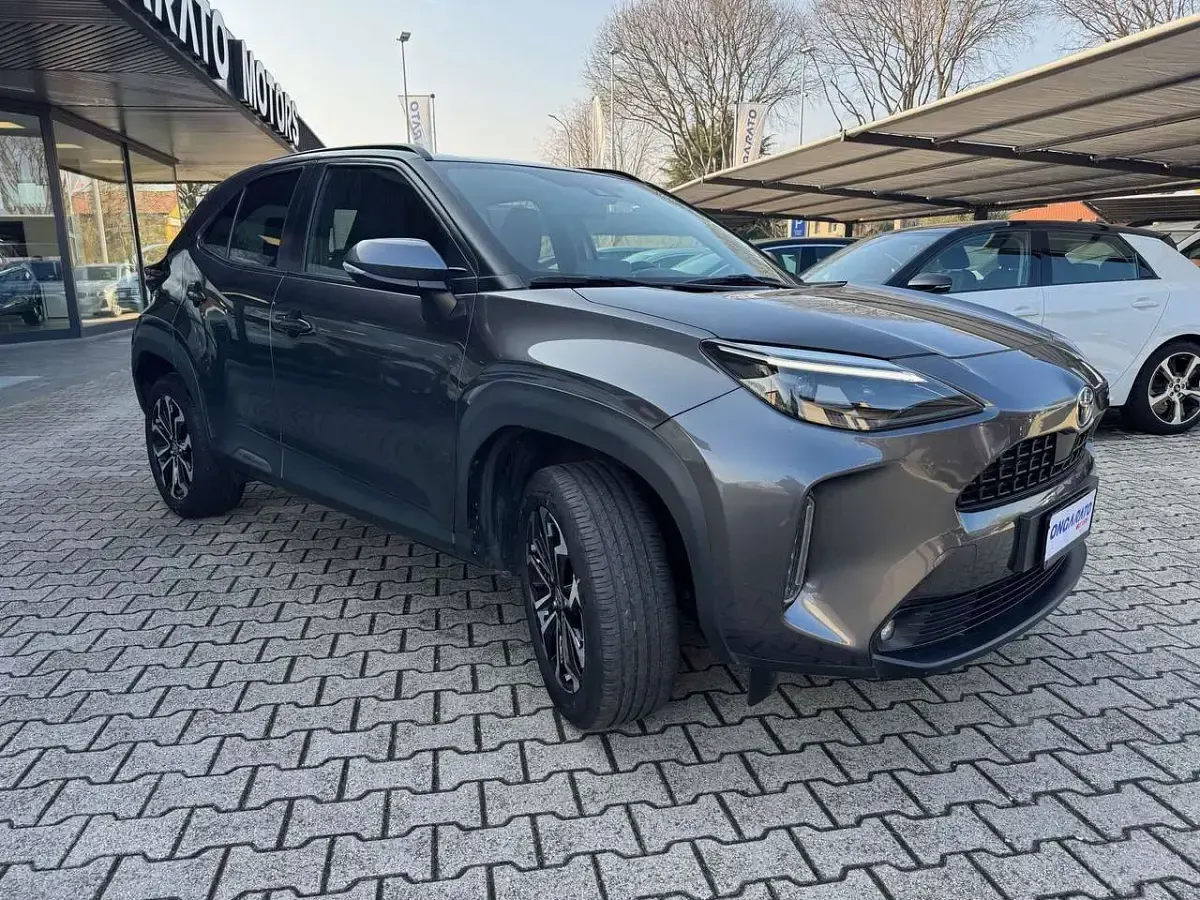 Nuova Toyota Yaris Cross Trend 116 CV (85 kW) 2026 Argento SUV
