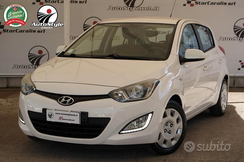 Usata Hyundai i20 Classic 85 CV (62 kW) 2013 Bianco Utilitaria