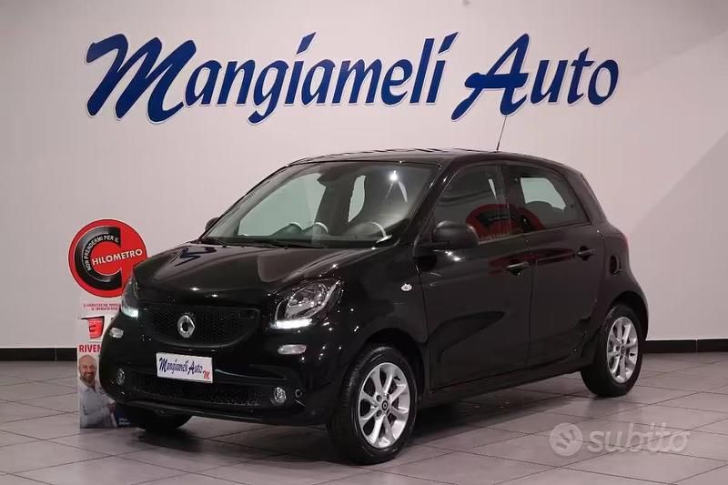 Usata Smart ForFour Passion 71 CV (52 kW) 2018 Nero Utilitaria