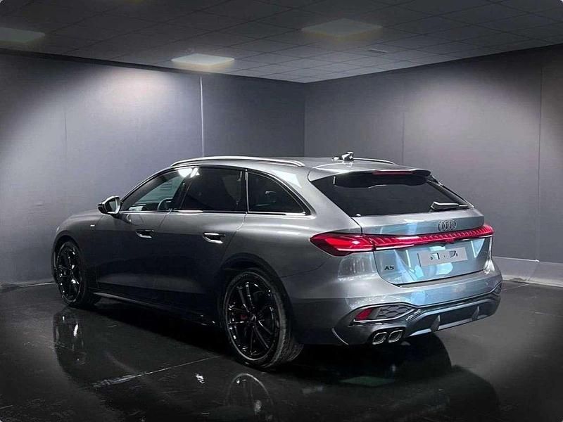 Nuova Audi A5 S-Line 204 CV (150 kW) 2025 Grigio Station wagon