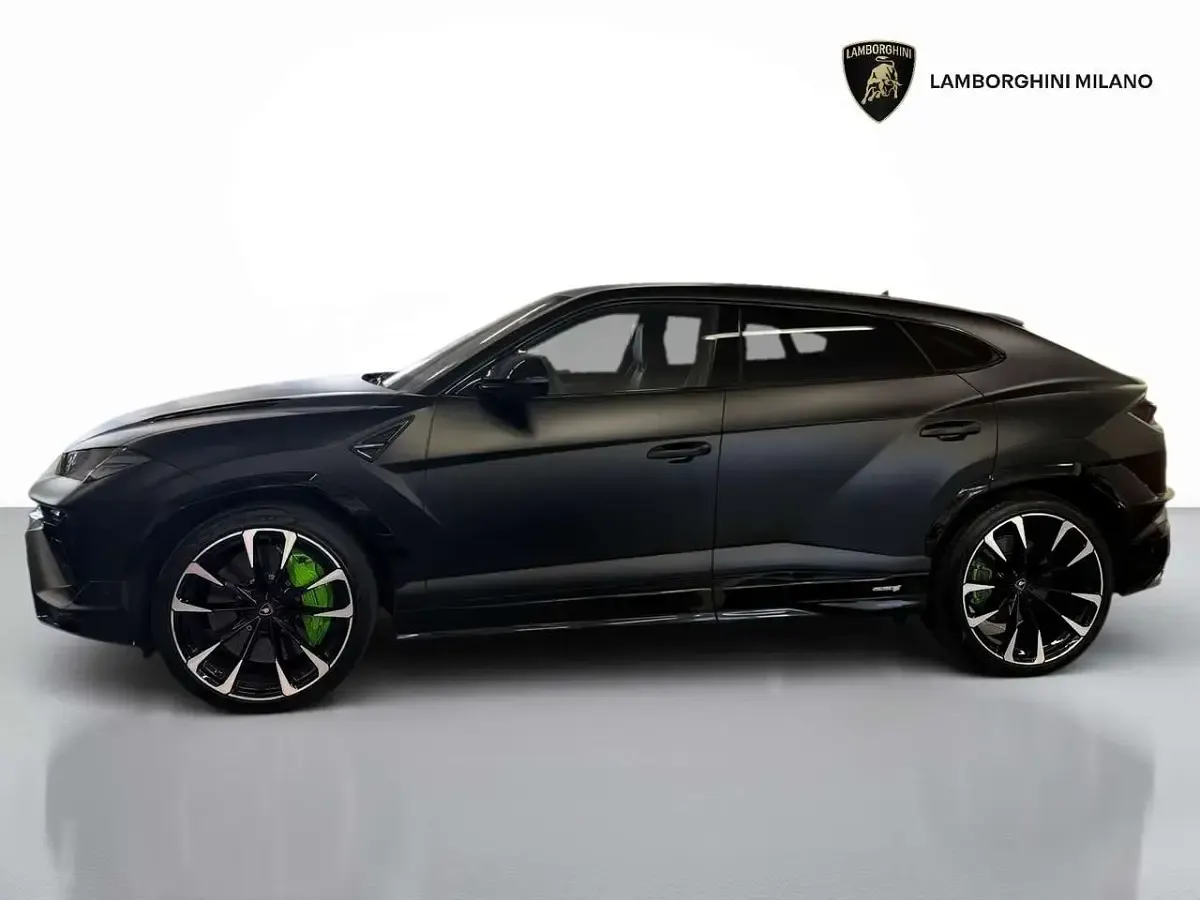 Usata Lamborghini Urus 666 CV (489 kW) 2023 Nero nemesis SUV