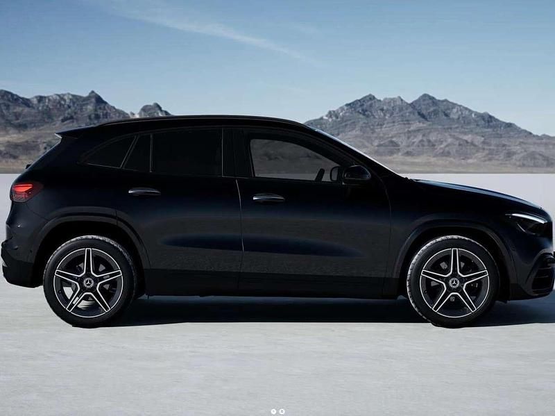 Nuova Mercedes GLA180 Advanced Plus 116 CV (85 kW) 2025 Nero cosmo SUV