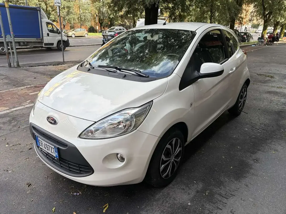 Usata Ford Ka 69 CV (50 kW) 2013 Bianco Utilitaria