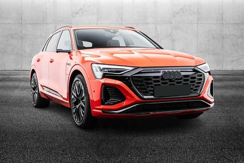 Usata Audi Q8 e-tron S-Line 158 kW (215 CV) 2024 Rosso SUV