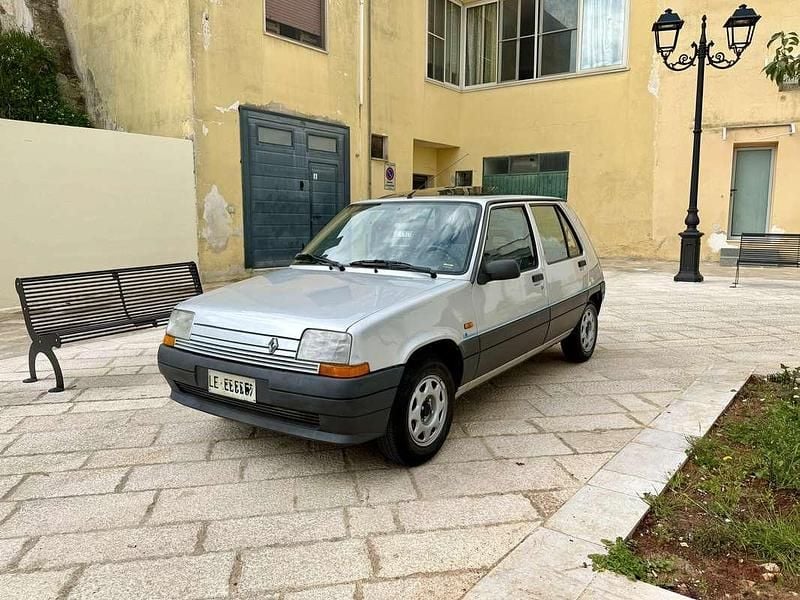 Usata Renault Super 5 46 CV (33 kW) 1988 Utilitaria