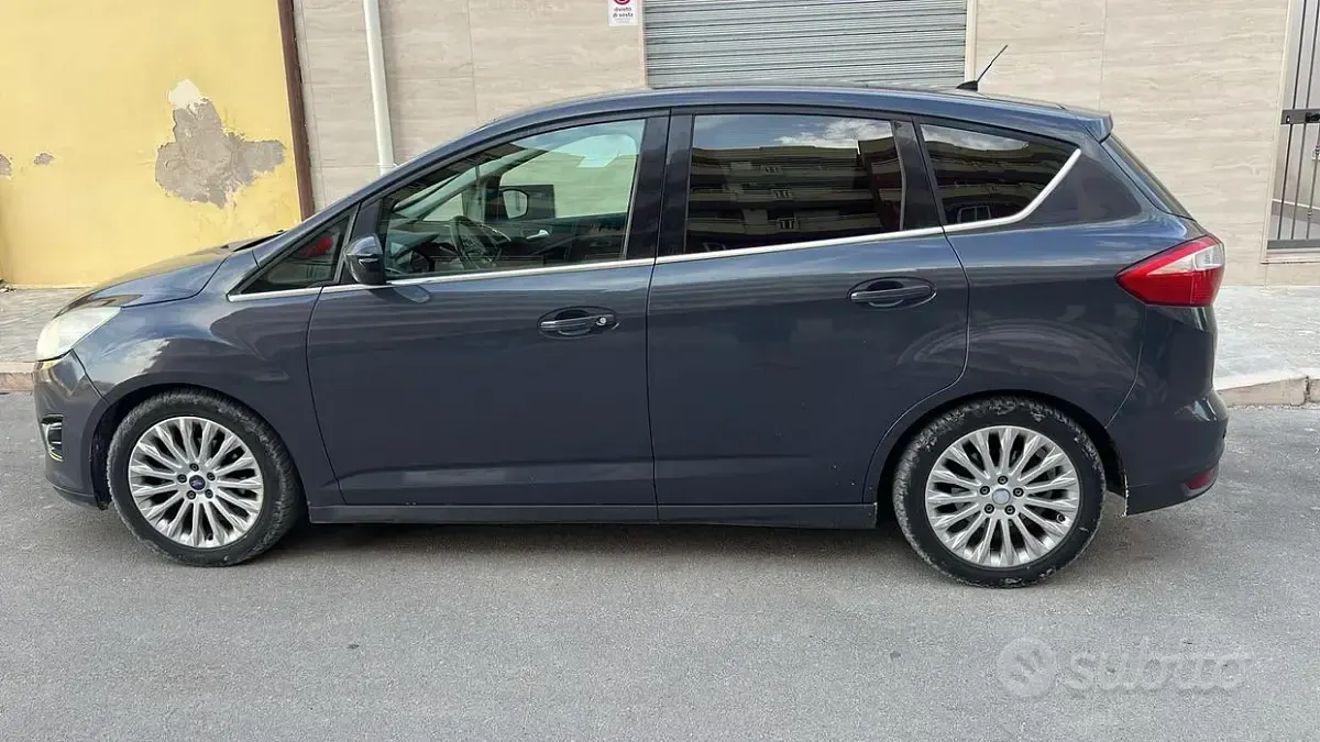 Usata Ford C-MAX 115 CV (84 kW) 2011 Monovolume