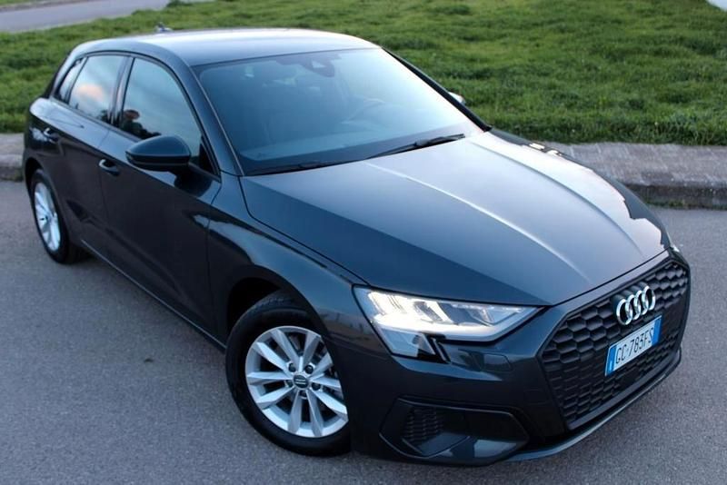 Usata Audi A3 116 CV (85 kW) 2020 Grigio Berlina