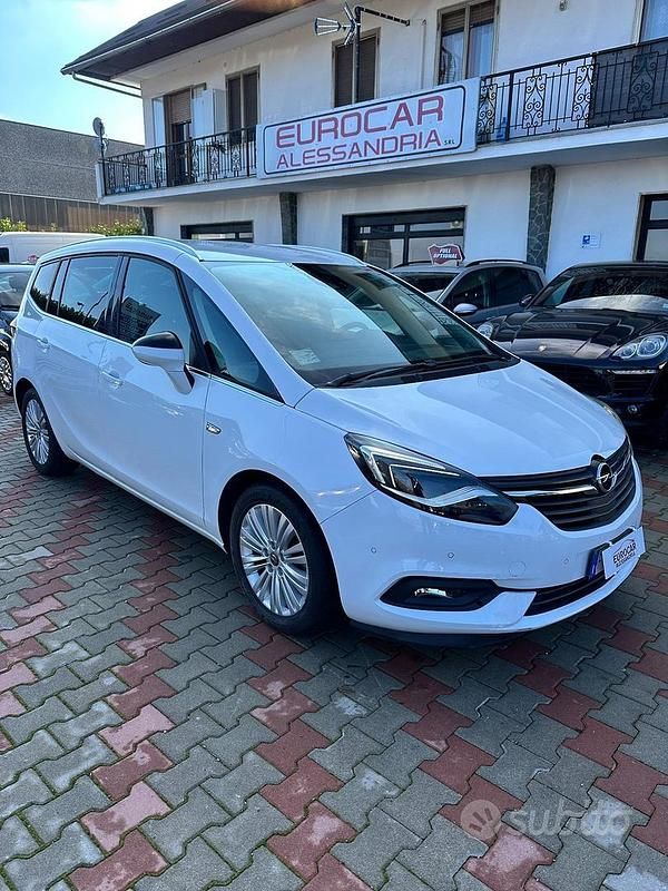 Usata Opel Zafira Innovation 130 CV (95 kW) 2017 Bianco Monovolume