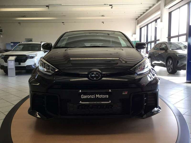 Usata Toyota Yaris 280 CV (205 kW) 2024 Other Berlina