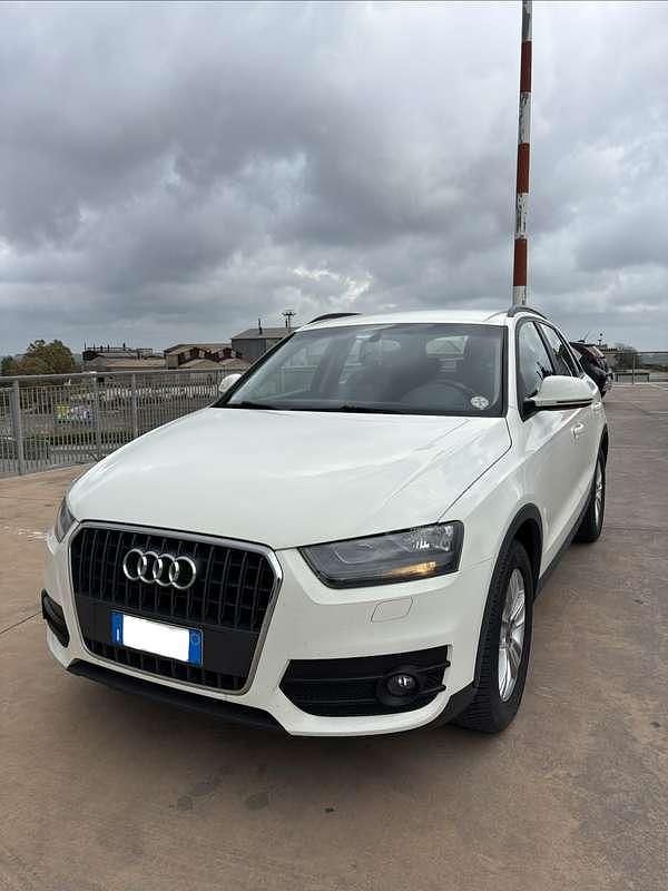 Usata Audi Q3 Advanced Plus 140 CV (102 kW) 2012 SUV