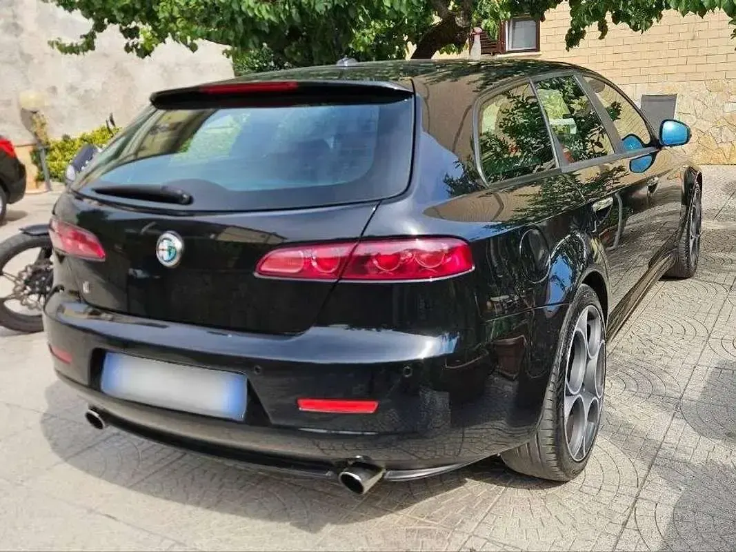 Usata Alfa Romeo 159 Progression 200 CV (147 kW) 2011 Nero Station wagon