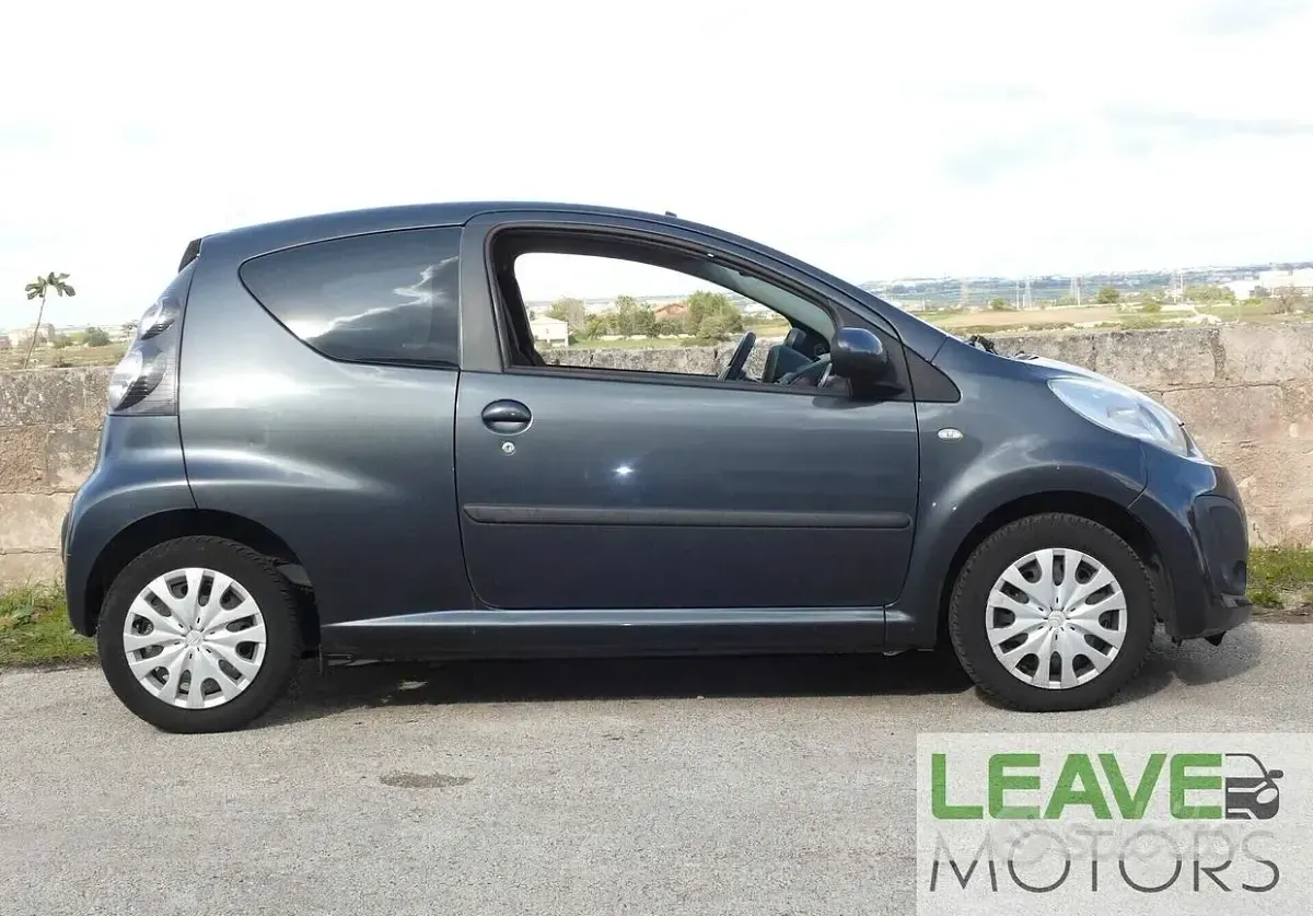 Second-hand Citroën C1 68 CP (50 kW) 2013 Gri Hatchback