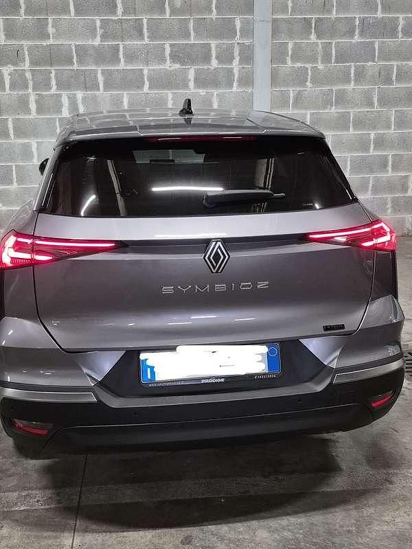 Usata Renault Symbioz Evolution 94 CV (69 kW) 2025 Grigio SUV