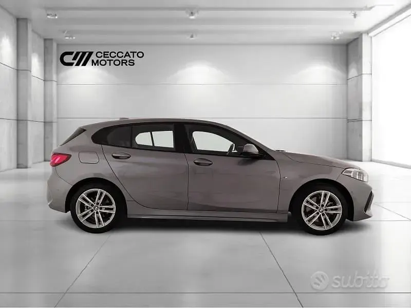 Usata BMW 116 M Sport 116 CV (85 kW) 2023 Grigio Utilitaria